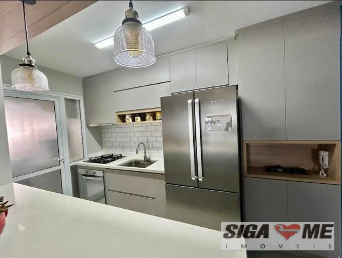 Apartamento à venda com 3 quartos, 93m² - Foto 9