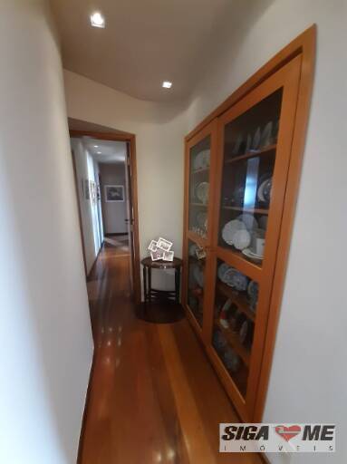 Apartamento à venda com 3 quartos, 275m² - Foto 3