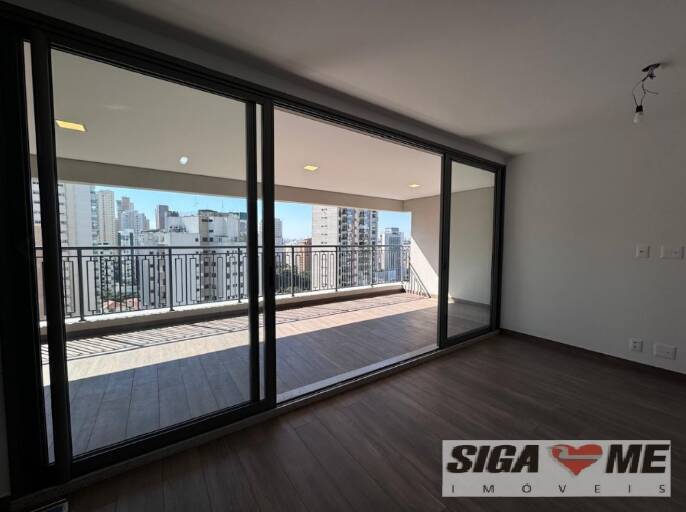 Apartamento à venda com 4 quartos, 144m² - Foto 1