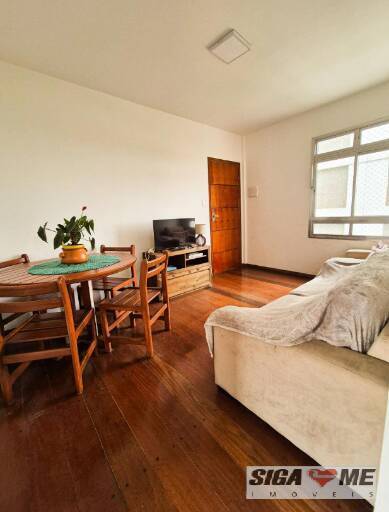 Apartamento à venda com 2 quartos, 96m² - Foto 1