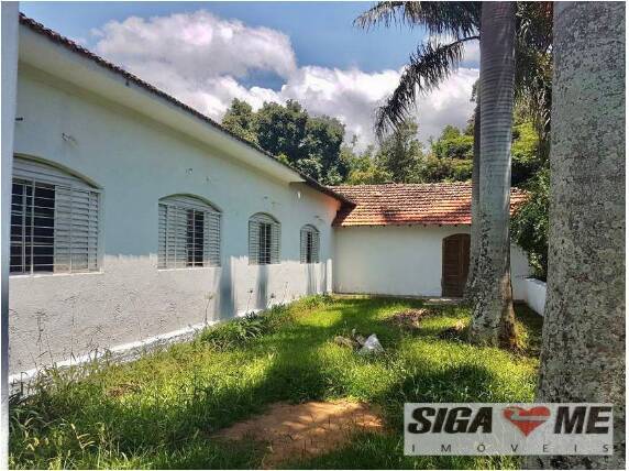 Fazenda à venda com 8 quartos, 700m² - Foto 2