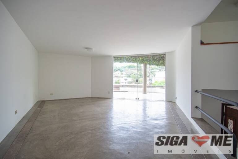 Casa à venda com 4 quartos, 700m² - Foto 4