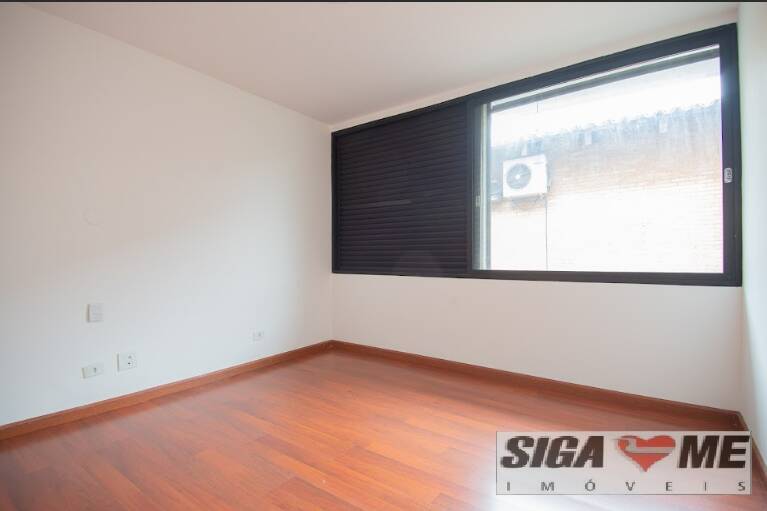 Casa à venda com 4 quartos, 700m² - Foto 40