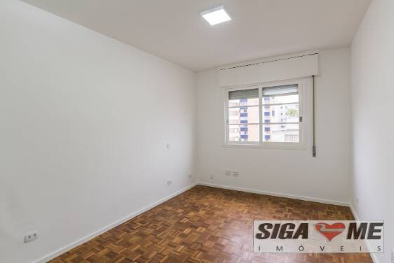 Apartamento à venda com 1 quarto, 25m² - Foto 2