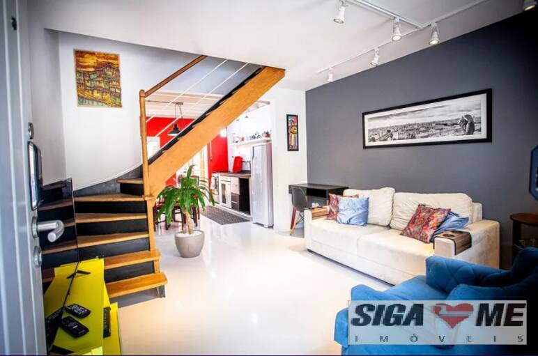 Casa à venda com 2 quartos, 110m² - Foto 1