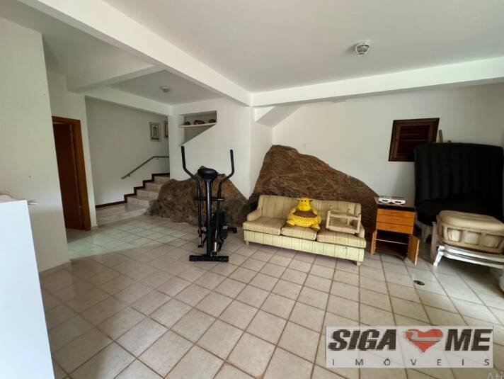 Casa à venda com 7 quartos, 500m² - Foto 13