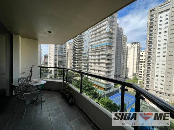 Apartamento à venda com 4 quartos, 220m² - Foto 19