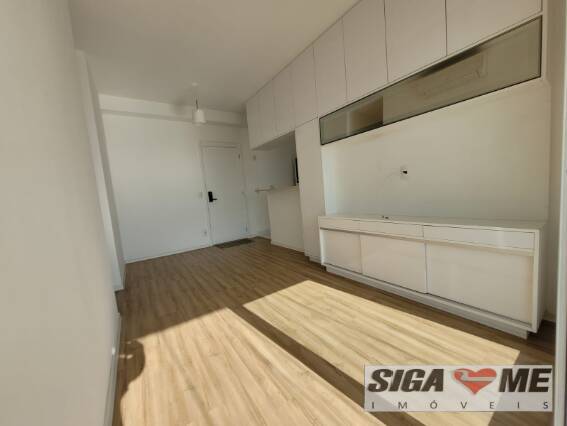 Apartamento para alugar com 2 quartos, 70m² - Foto 4