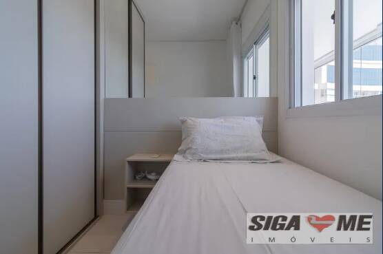 Apartamento para alugar com 2 quartos, 66m² - Foto 32