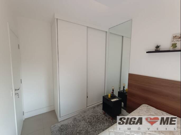 Apartamento para alugar com 2 quartos, 70m² - Foto 13