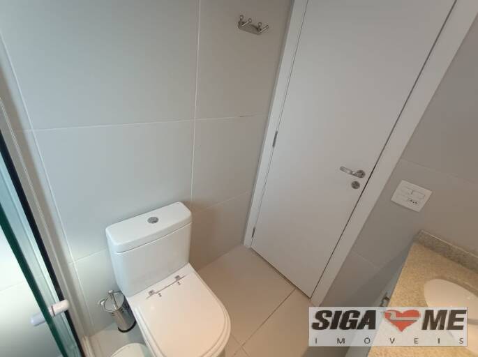 Apartamento para alugar com 2 quartos, 70m² - Foto 18