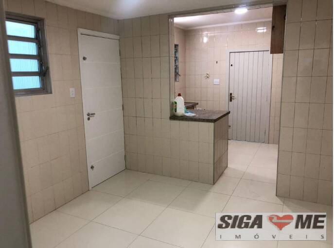 Casa à venda com 3 quartos, 200m² - Foto 4