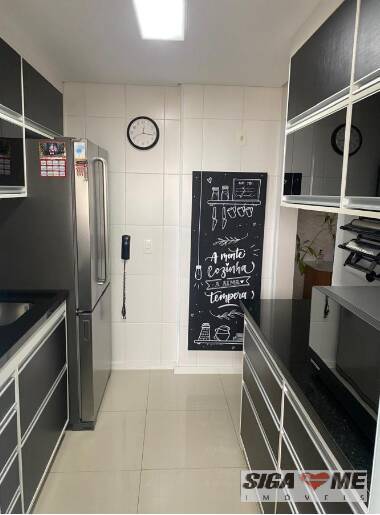 Apartamento à venda com 3 quartos, 98m² - Foto 9