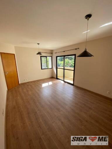 Apartamento à venda com 3 quartos, 94m² - Foto 1