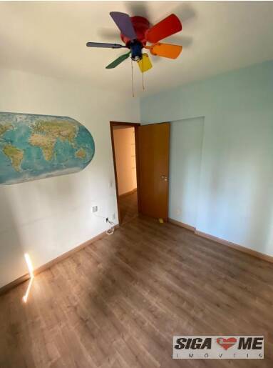 Apartamento à venda com 3 quartos, 94m² - Foto 19