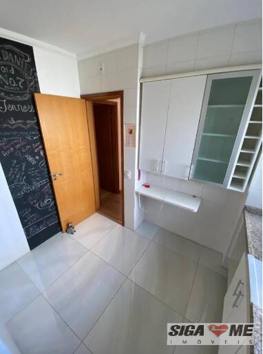 Apartamento à venda com 3 quartos, 94m² - Foto 23