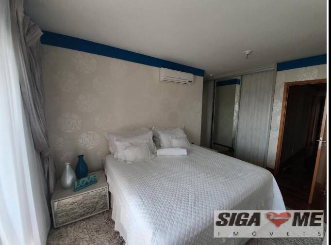 Apartamento à venda com 3 quartos, 202m² - Foto 12