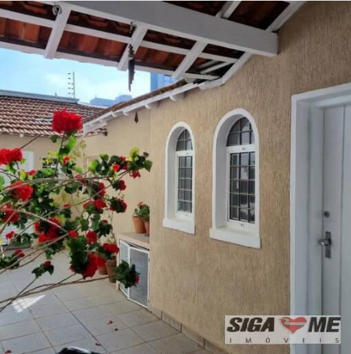 Casa à venda com 3 quartos, 100m² - Foto 1