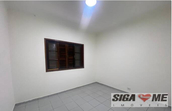 Casa à venda com 2 quartos, 160m² - Foto 3