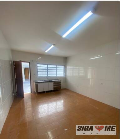 Casa à venda com 2 quartos, 160m² - Foto 8