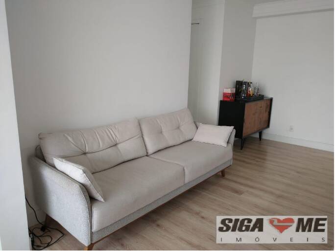 Apartamento à venda com 2 quartos, 61m² - Foto 8