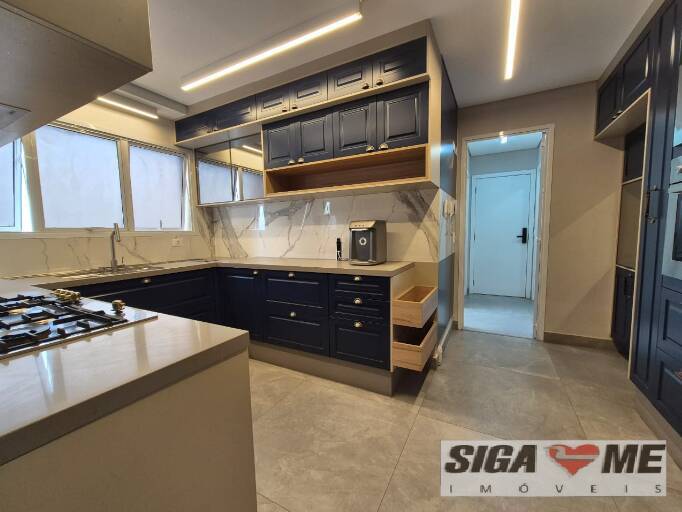 Apartamento à venda e aluguel com 3 quartos, 221m² - Foto 13