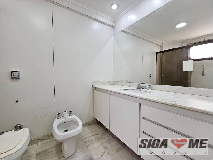 Apartamento à venda com 4 quartos, 331m² - Foto 11