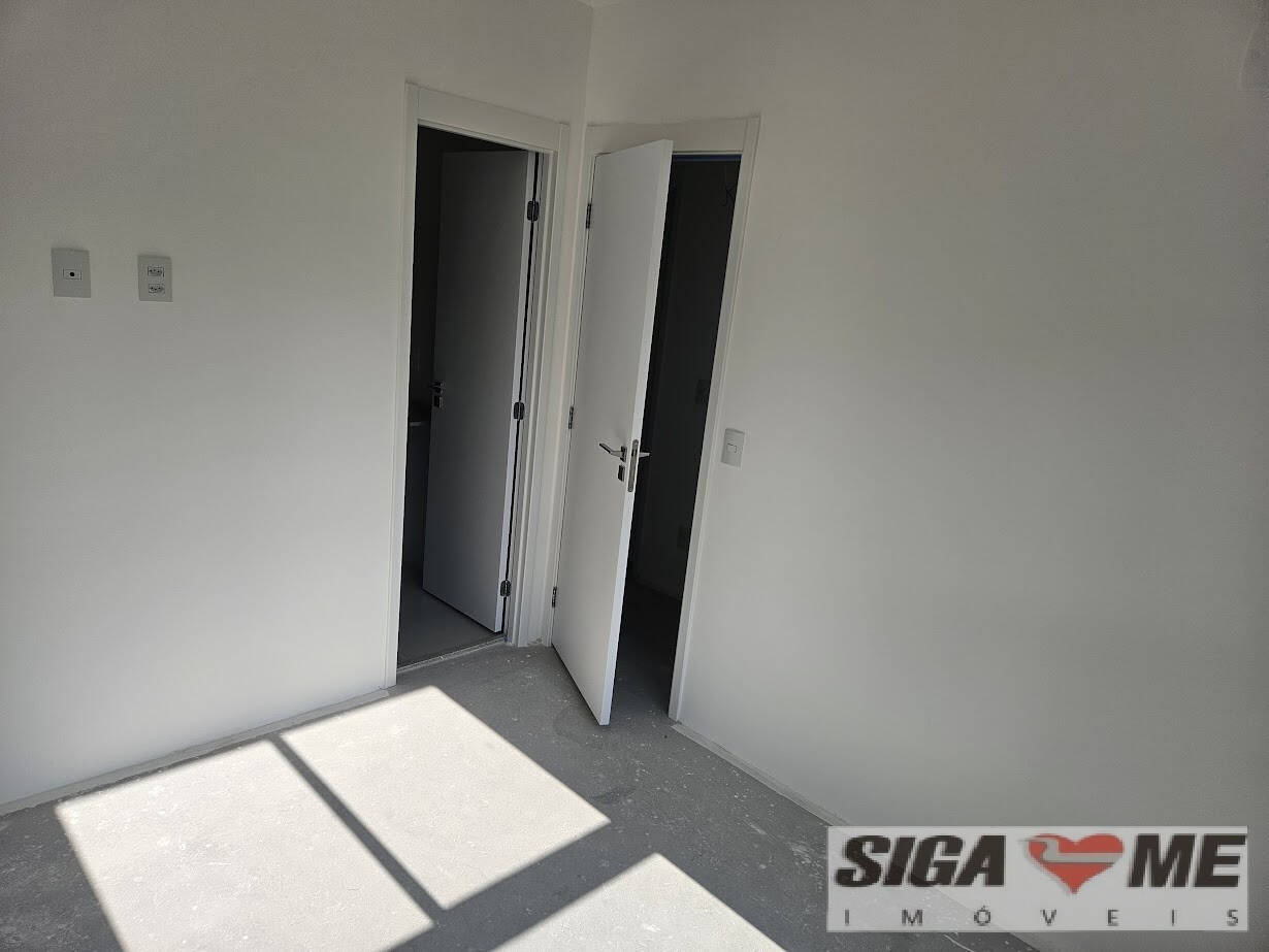 Apartamento à venda com 3 quartos - Foto 11