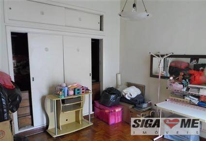 Casa à venda com 3 quartos, 280m² - Foto 2