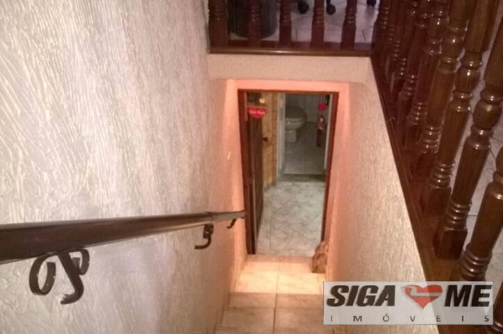 Casa à venda com 2 quartos, 200m² - Foto 16