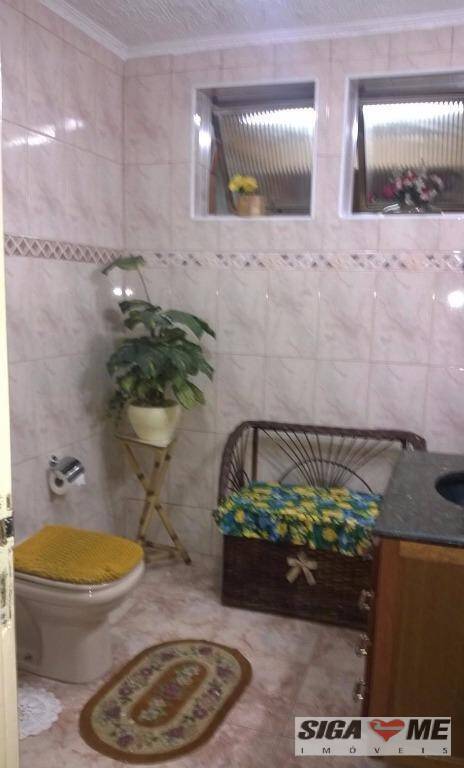 Casa à venda com 2 quartos, 200m² - Foto 26