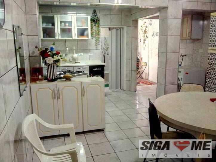 Sobrado à venda com 3 quartos, 140m² - Foto 2