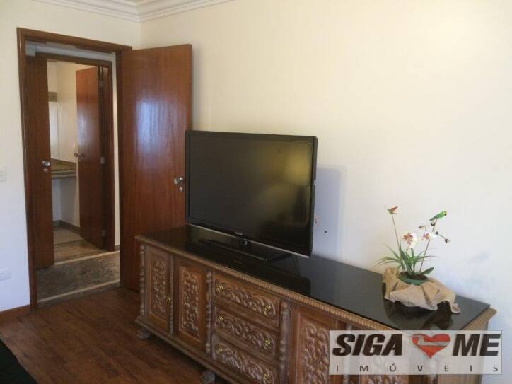 Apartamento para alugar com 4 quartos, 85m² - Foto 25