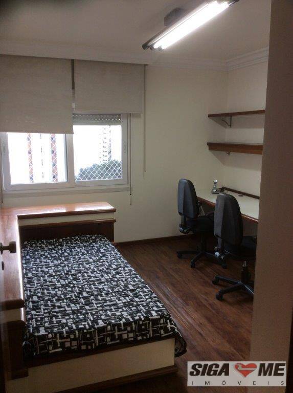 Apartamento para alugar com 4 quartos, 85m² - Foto 32