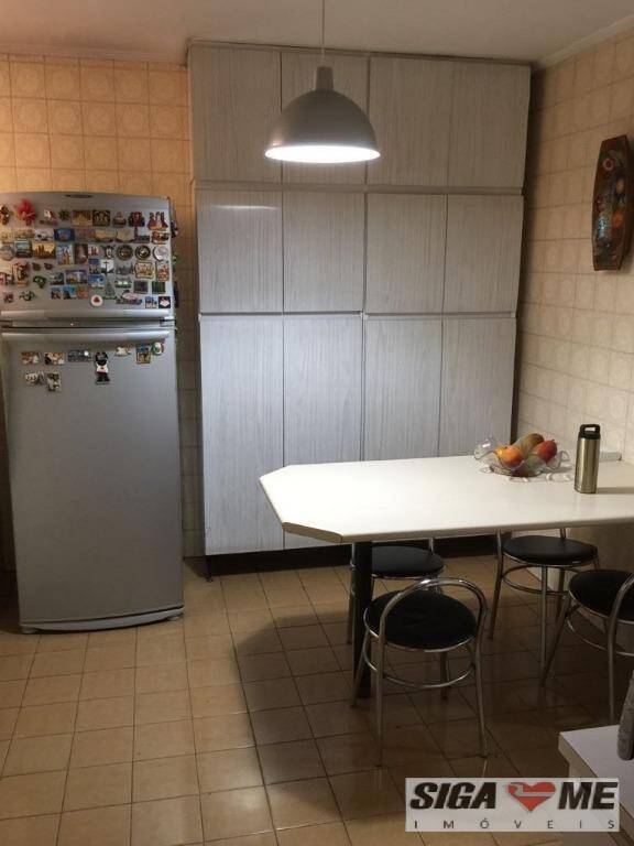 Sobrado à venda com 2 quartos, 178m² - Foto 10