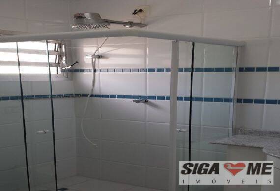 Sobrado para alugar com 2 quartos, 300m² - Foto 4