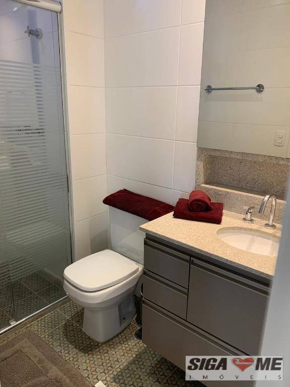 Apartamento para alugar com 2 quartos, 65m² - Foto 11