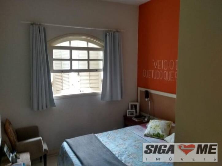 Casa à venda com 3 quartos, 120m² - Foto 4