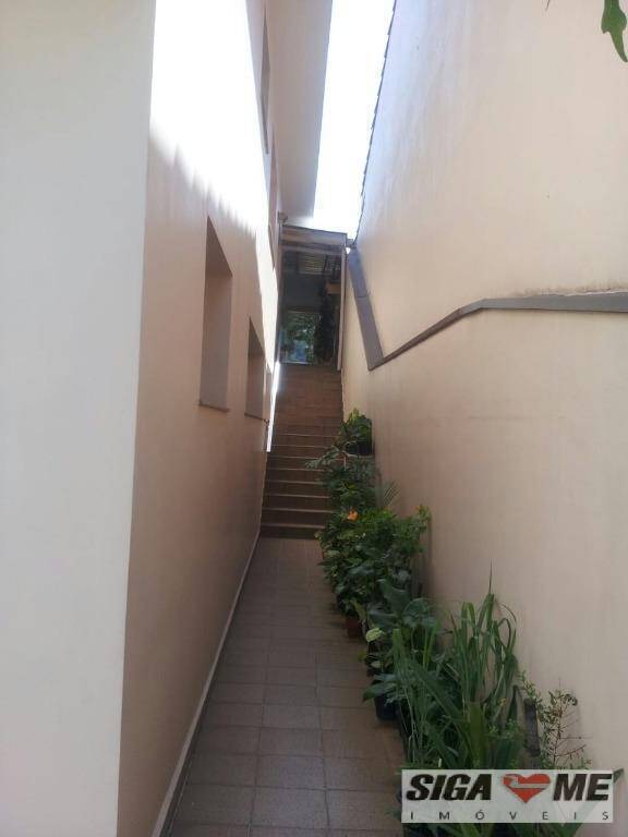 Sobrado à venda com 4 quartos, 360m² - Foto 20