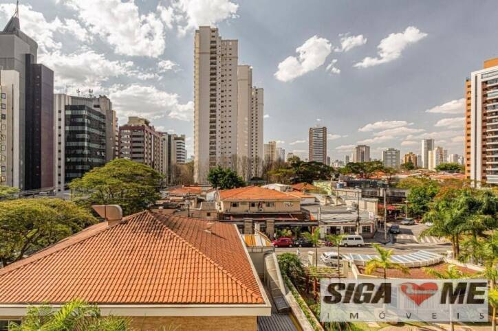 Apartamento à venda com 4 quartos, 245m² - Foto 2