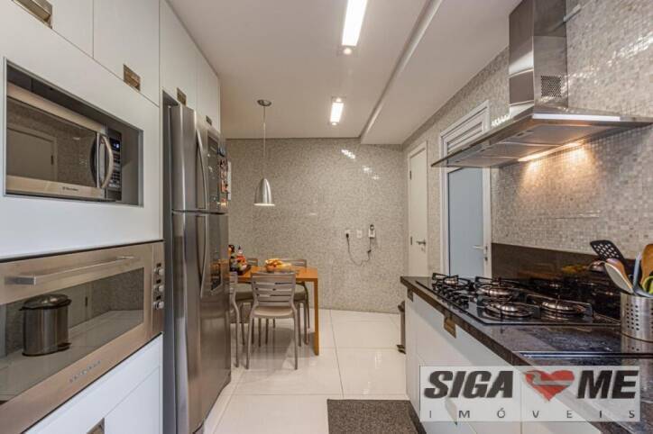 Apartamento à venda com 4 quartos, 245m² - Foto 20