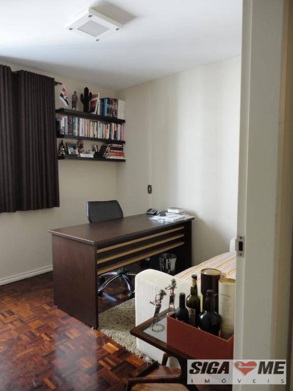 Apartamento à venda com 3 quartos, 107m² - Foto 1