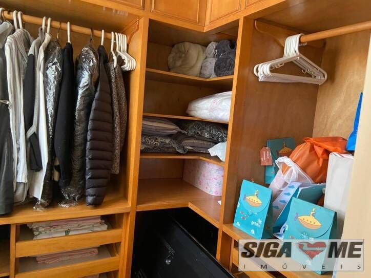 Apartamento à venda com 3 quartos, 130m² - Foto 28