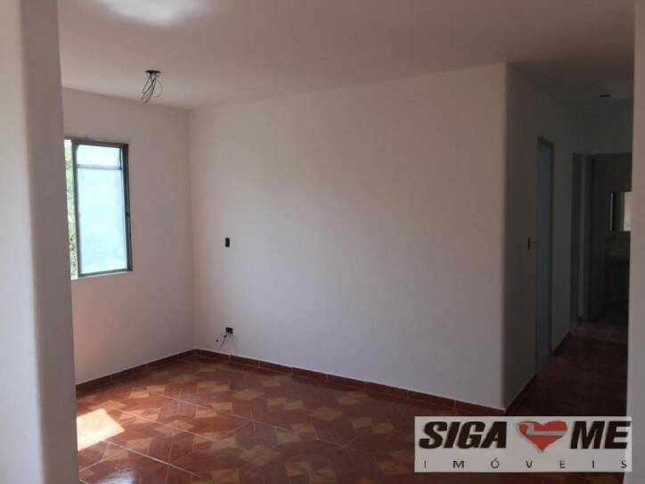 Apartamento à venda com 2 quartos, 56m² - Foto 3