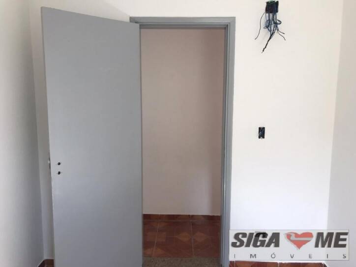 Apartamento à venda com 2 quartos, 56m² - Foto 12