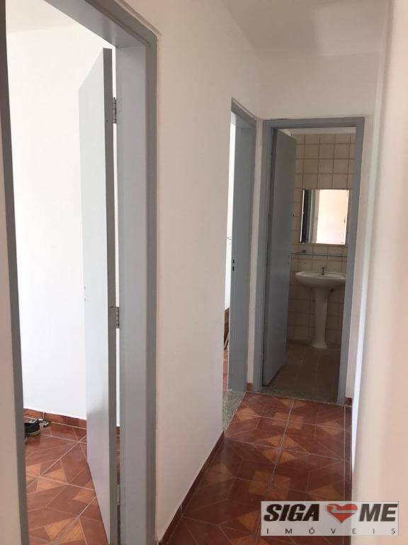 Apartamento à venda com 2 quartos, 56m² - Foto 33